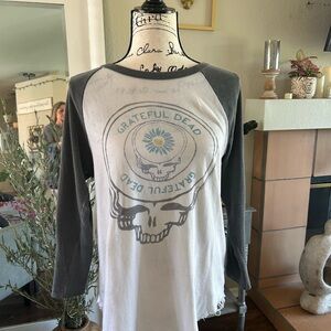 Junk Food Clothing Womens Grateful Dead Grey and White Baseball Tee